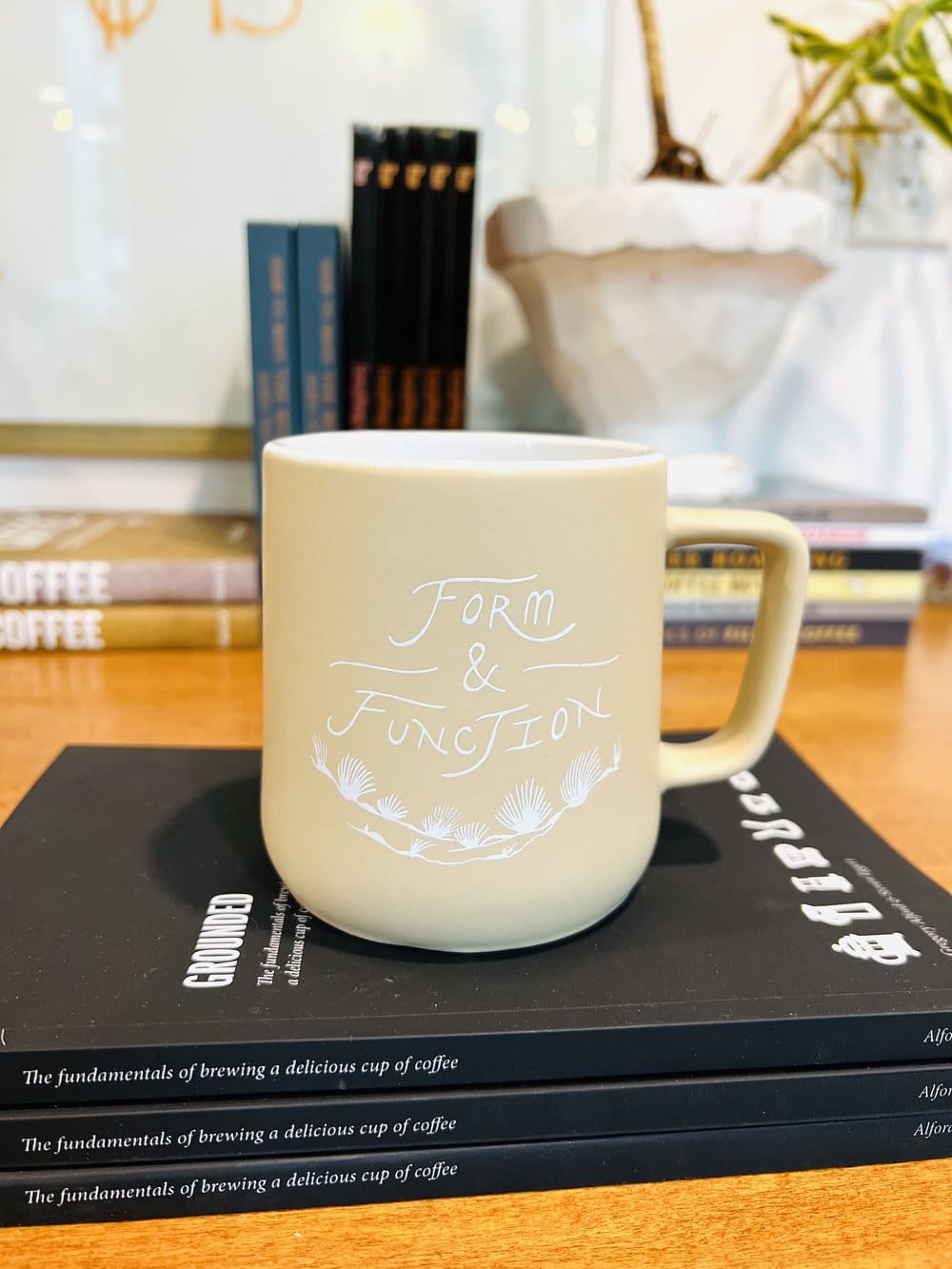 Form and Function Coffee Shop Mug - Thumbnail 2